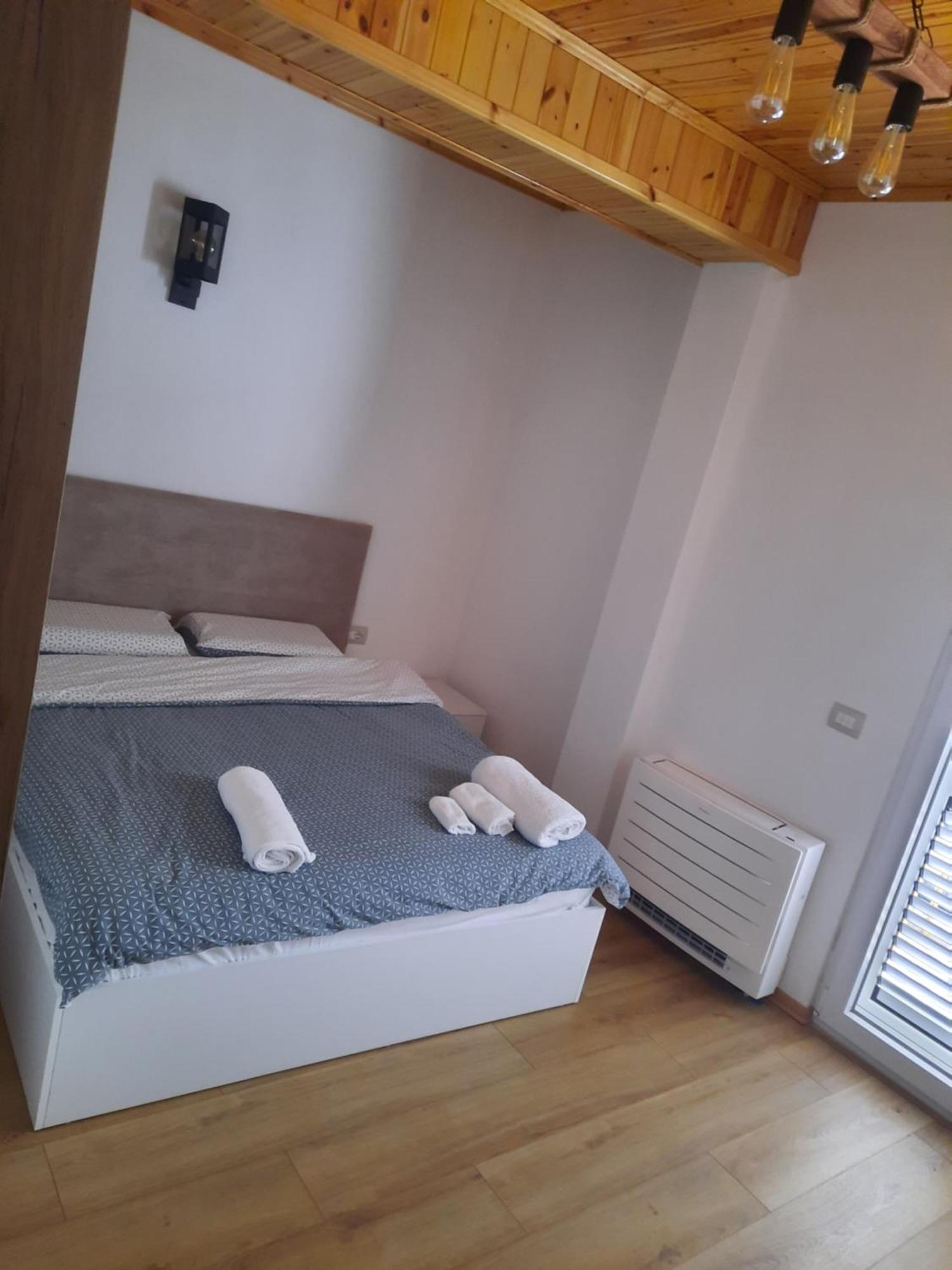 PërmetBujtina Lugina E Vjoses别墅 外观 照片